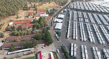 Kahramanmaraş'ta kampüs hem depremzedeleri hem de öğrencileri konuk ediyor