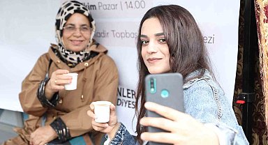 Kahveseverler Esenler'de buluştu