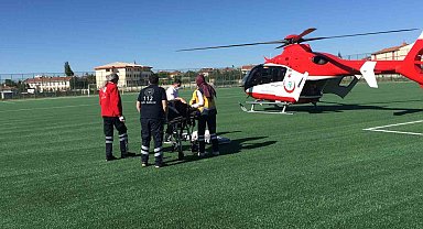 Kalp krizi geçiren yaşlı adam için helikopter ambulans havalandı