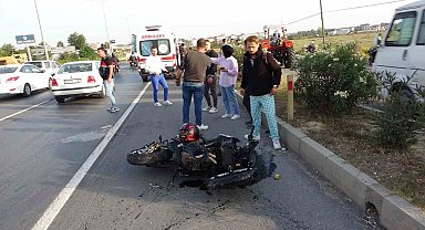 Kanser hastası sürücü fenalaşıp otomobilden indi, arkadan gelen araçlar birbirine girdi