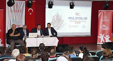 Karaman'da okul sporları değerlendirme toplantısı yapıldı