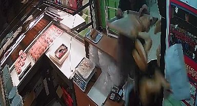 Kasaya dalan hırsız tepsiyi başına yedi