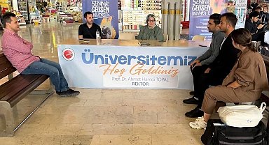 Kastamonu Üniversitesinden otogarda öğrencilere 'hoş geldin' karşılaması