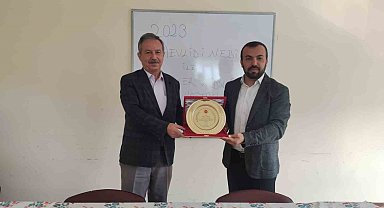 Kastamonu'da yılın din görevlisi Turgay Oral seçildi