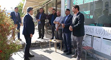 Kaymakam Özçelik, esnaf ve vatandaşları ziyaret etti
