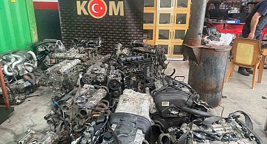 Kayseri'de 3 milyon TL'lik 30 adet kaçak otomobil motoru ele geçirildi
