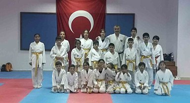 Kemer Belediyesi karate takımından 7 madalya