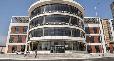 Kepez'den Cumhuriyete çok özel kütüphane