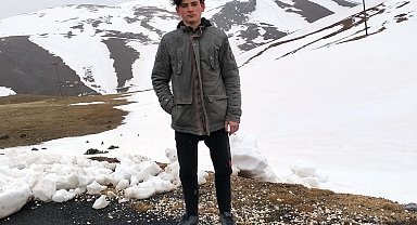 Kesilen ağacın üzerine devrilmesi sonucu hayatını kaybetti