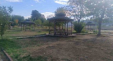 Kezer Çayı sonbaharda sessizliğe büründü