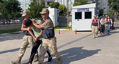 Kilis'te eski muhtarı öldüren 2 zanlı yakalandı