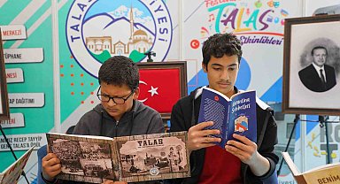 Kitap Fuarı'nda Talas Standına İlgi Büyük