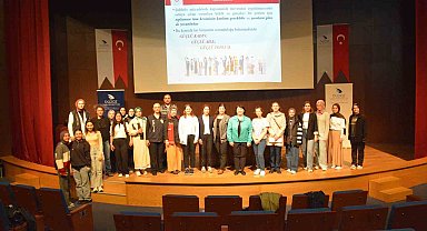 Kız Çocukları Günü'nde kadına yönelik şiddetle konuşuldu