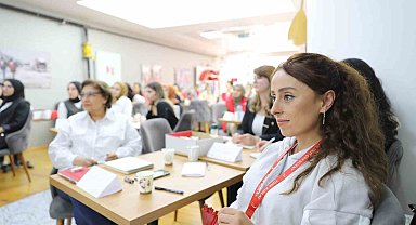 Kızılay gönüllüsü kadınlar "sağlık elçisi" oluyor