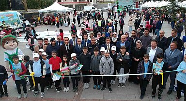 Kızılcahamam'da öğrenciler 'sosyal meydan'da buluştu