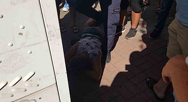 Kolombiyalı hırsızlık şüphelilerini 50 metre kovalayıp yere yatırdılar