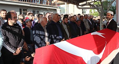Kömür ocağında meydana gelen göçükte hayatını kaybeden madenci toprağa verildi