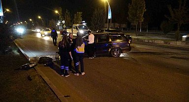 Kontrolden çıkan araç refüje çarpıp karşı şeride geçti