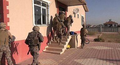 Konya polisinden zehir tacirlerine operasyon