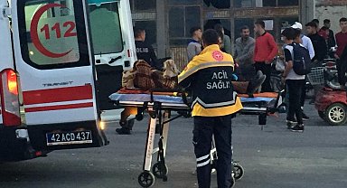 Konya'da motosiklet ile elektrikli bisiklet çarpıştı: 2 yaralı