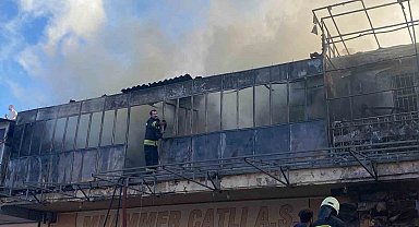 Konya'da Toptancılar Çarşısında yangın