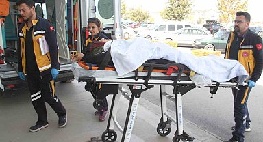 Köpeklerden kaçarken devrilen bisikletin sürücüsü yaralandı