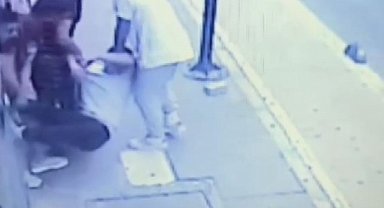 Korkudan bayılan da var, altına kaçıran da