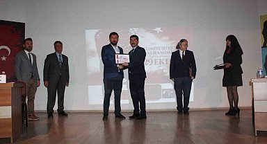 Köyceğiz'de 'Cumhuriyet ve Atatürk' konulu panel gerçekleştirildi