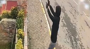 Küçükçekmece'de restorana düzenlenen silahlı saldırının görüntüsü ortaya çıktı