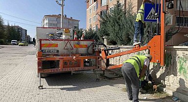 Kulu'da okul bölgesindeki yaya geçitleri yenilendi