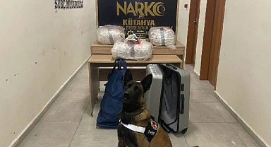 Kütahya'da 17 kilo uyuşturucu ele geçirildi, 2 şüpheli tutuklandı