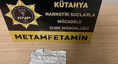 Kütahya'da 2 uyuşturucu satıcısı tutuklandı
