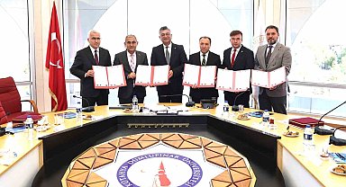 Kütahya'da 'Frigya staj konsorsiyumu' imza töreni