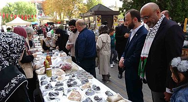 Kütahya'da Filistin için Hayır Çarşısı ve Gazze Fotoğraf Sergisi