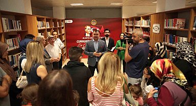 Kütüphanede en çok kitap okuyan 100 kişiye 100 kitap verildi