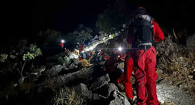 Likya yürüyüş yolunda mahsur kalan 2 Rus turist kurtarıldı