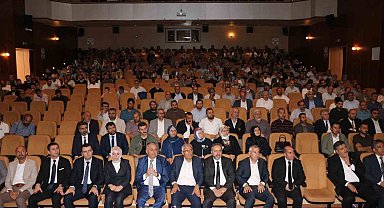 Malatya'da "İstikamet rehberi olarak peygamber" konferansı