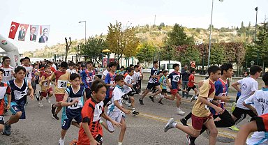 Mamak'ta "Cumhuriyet Koşusu" düzenlendi