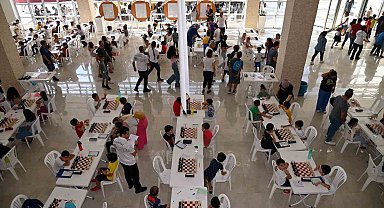 Manavgat'ta Cumhuriyetin 100. yılında santranç turnuvası