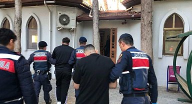 Manisa jandarmasından 17 ilçede eş zamanlı uyuşturucu operasyonu