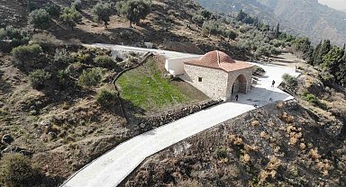 Manisa'da 710 yıllık mescitte restorasyon sonrası ilk namaz