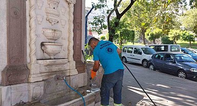 Manisa'daki hayrat çeşmeleri titizlikle temizleniyor