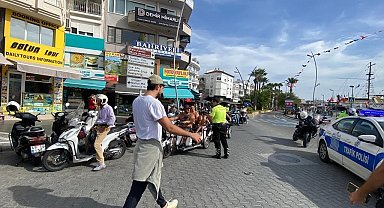 Marmaris Trafik ekipleri denetimlere hız kesmeden devam ediyor