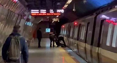 Mecidiyeköy metrosunda korku dolu anlar: Raylara düşen genç son anda kurtarıldı