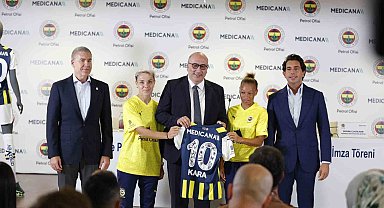 Medicana Sağlık Grubu, Fenerbahçe Kadın Futbol Takımı'nın forma sırt sponsoru oldu