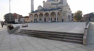 Mehmet Ali Paşa Cami meydan ve otoparkta sona doğru