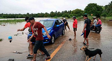 Meksika'yı Lidia Kasırgası vurdu: 1 ölü