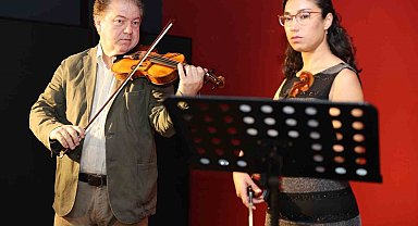 MEM'de yeni sezon Cihat Aşkın konseri ile başladı