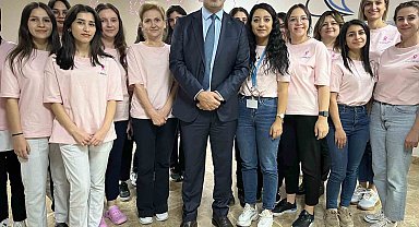 Meme Kanseri Farkındalık Konferansı'nda erken teşhis ve muayenenin önemine vurgu yapıldı