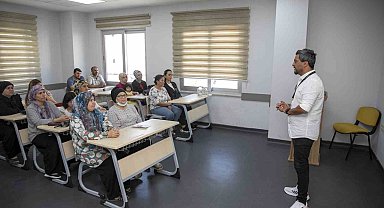 Mersin Büyükşehir Belediyesi LGS kurs merkezleri aileleri bilgilendirdi